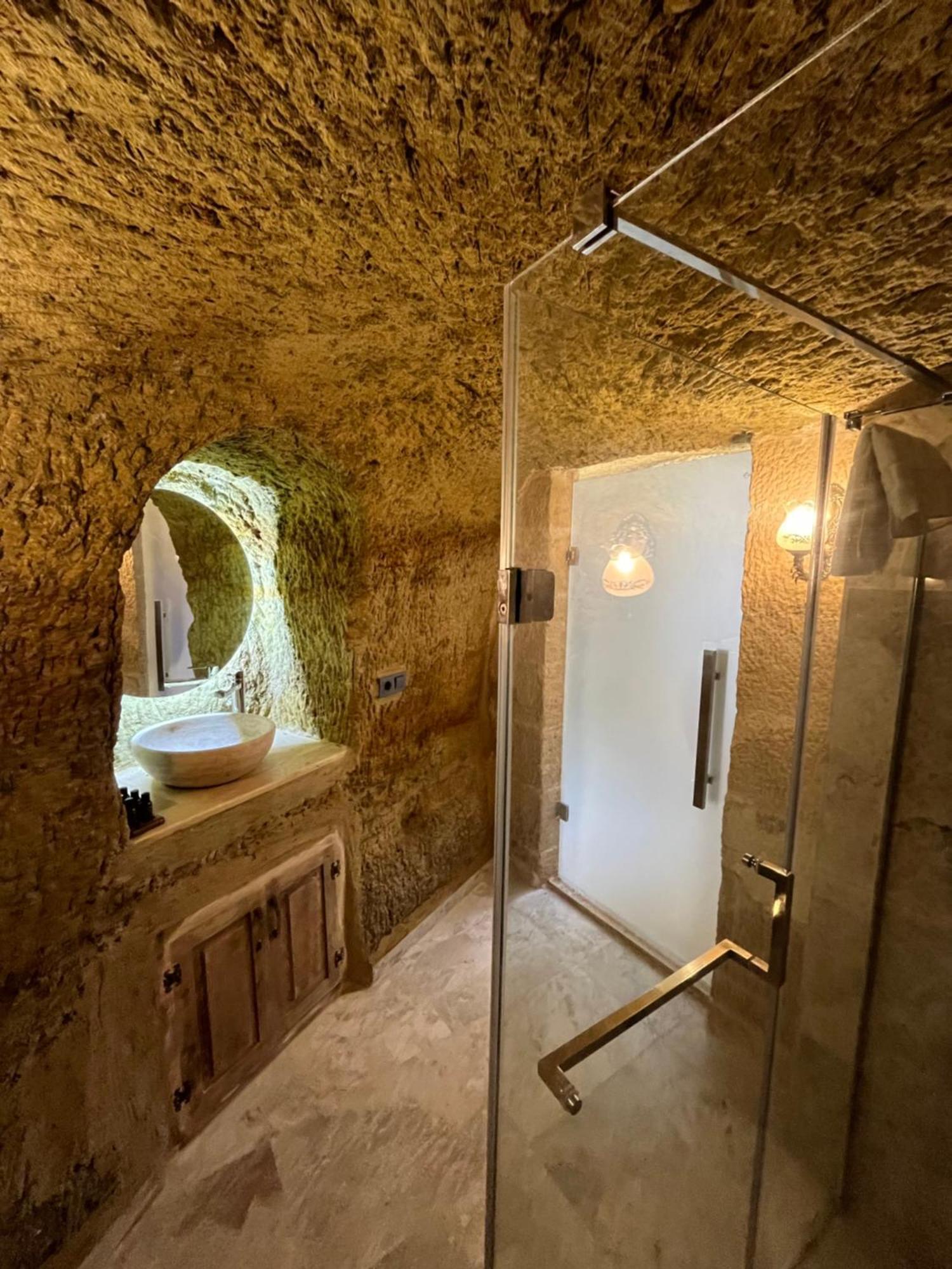 Chakra Special Caves Ξενοδοχείο Ουργκούπ Εξωτερικό φωτογραφία