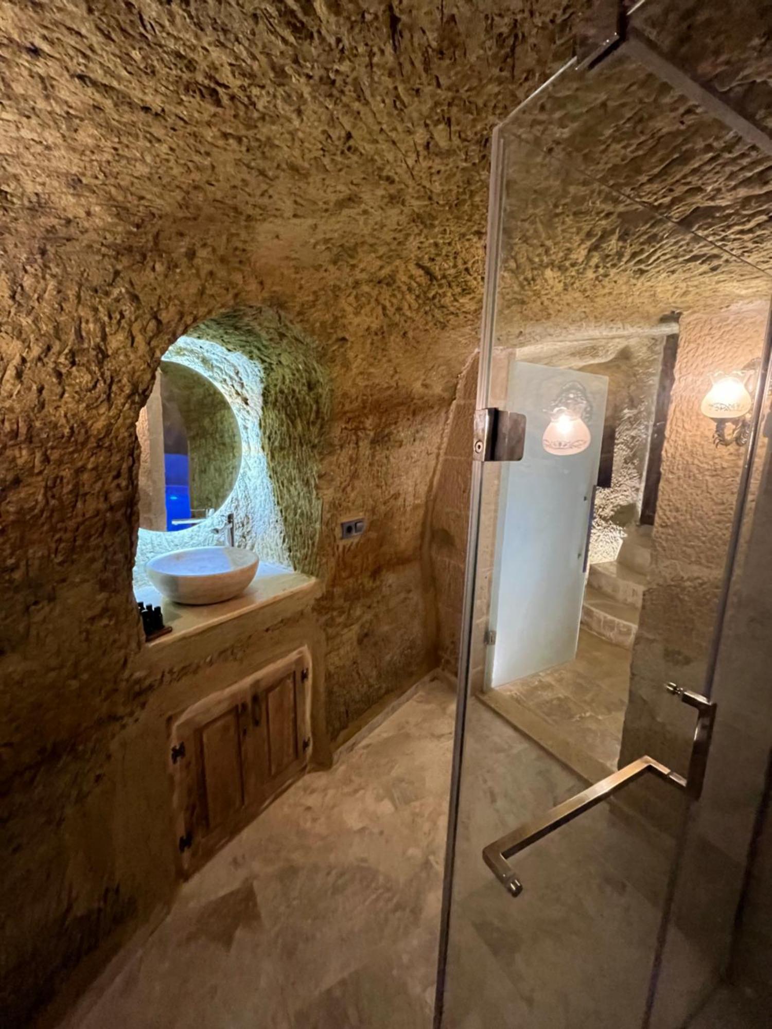 Chakra Special Caves Ξενοδοχείο Ουργκούπ Εξωτερικό φωτογραφία
